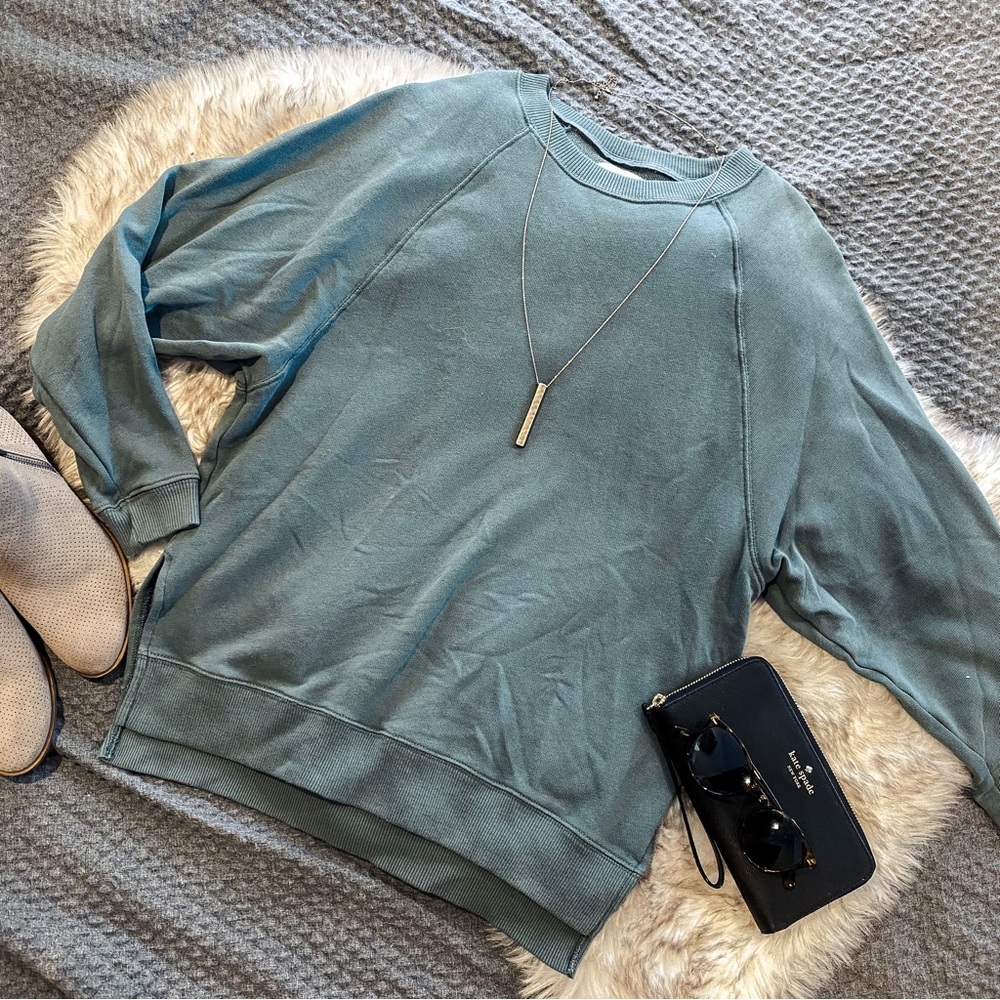 American Eagle oversized crew neck